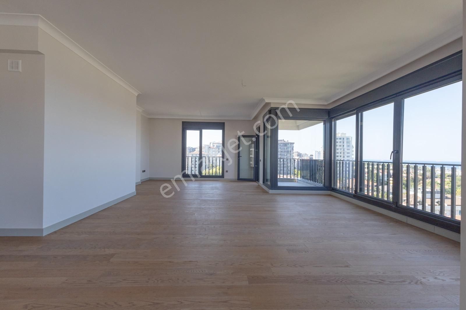 Fenerbahçe'de Deniz Ve Yat Limanı Man. 380m2 Katta Tek Sıfır - Görsel 15