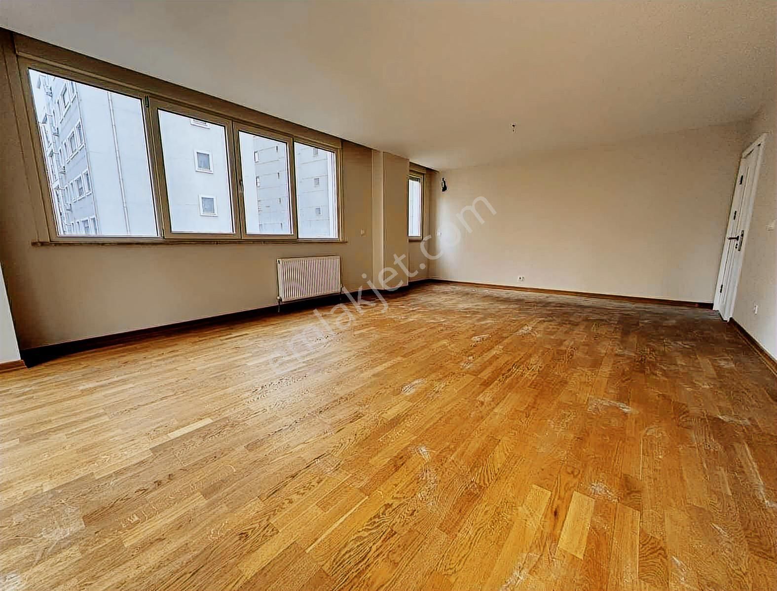 Erenköy'de Bağdat Caddesine Yakın 145 M2 Ebeveynli Geniş 3+1 Lüx - Görsel 17