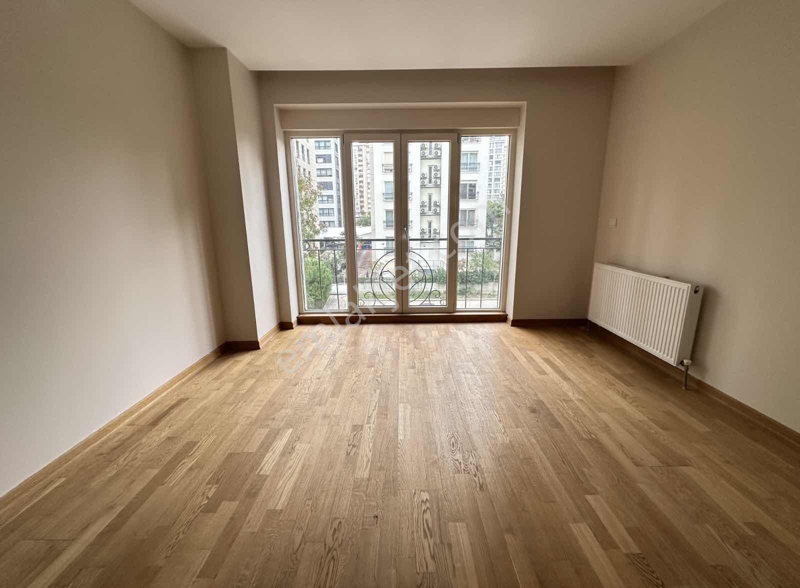 Erenköy'de Bağdat Caddesine Yakın 145 M2 Ebeveynli Geniş 3+1 Lüx - Görsel 9