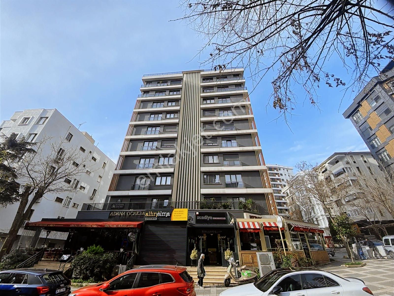 Suadiye'de Bağdat'a 2 Adım 140 M2 Ebeveynli Balkonlu Lüx 3+1 - Görsel 17