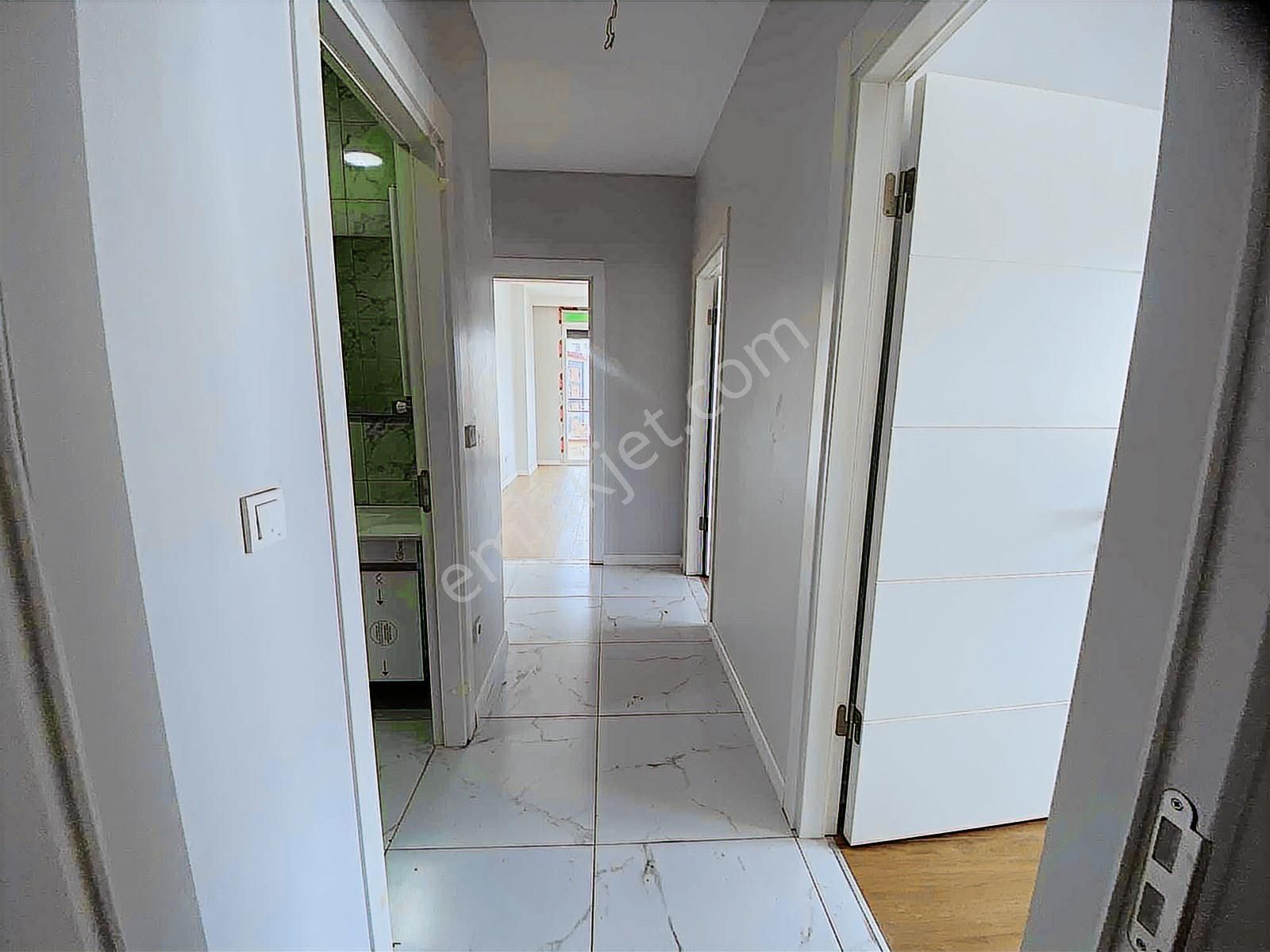 Bostancıda Marmaraya Yakın 120 M2 Sıfır Binada Balkonlu Lüx 3+1 - Görsel 20