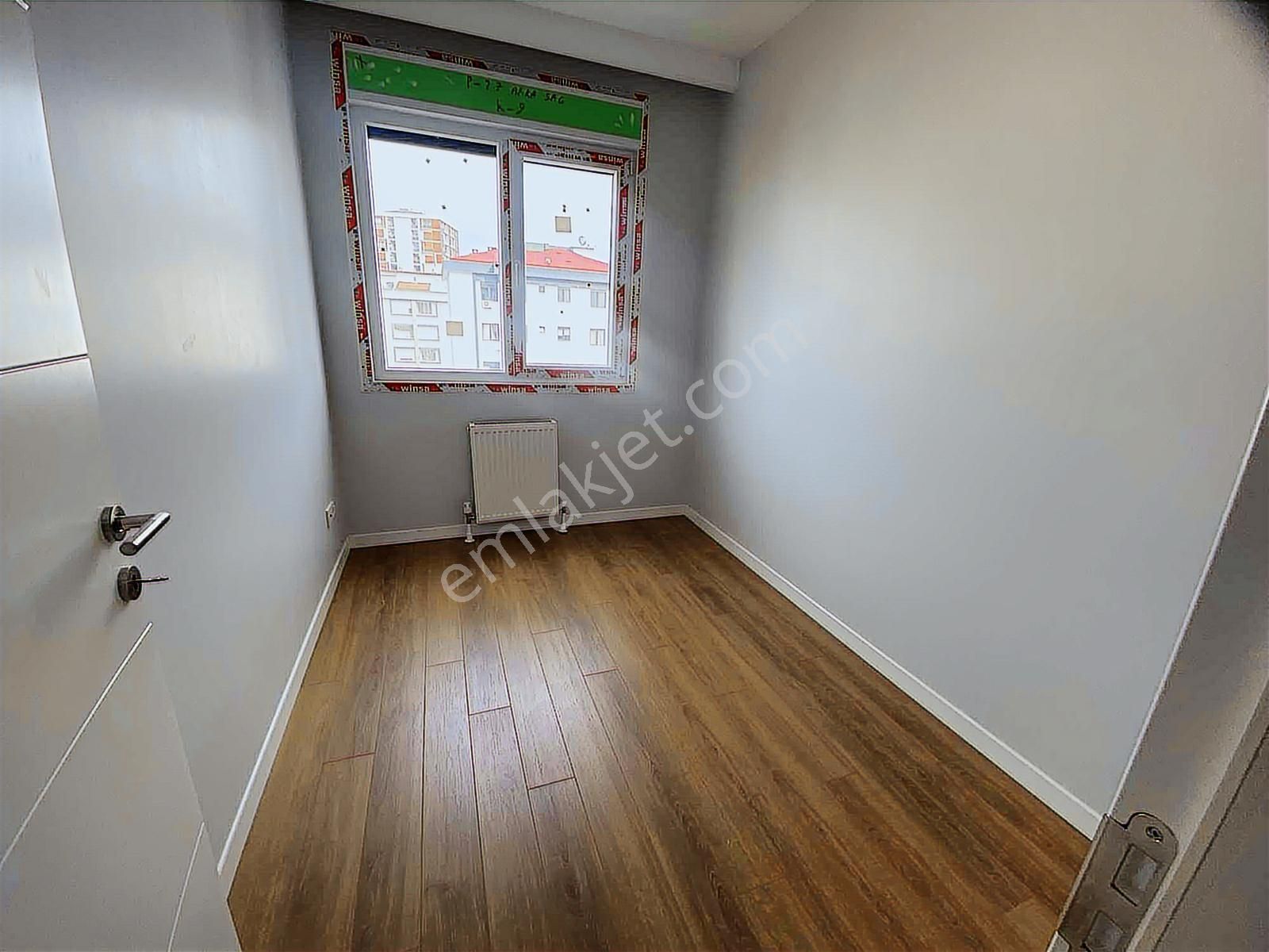 Bostancıda Marmaraya Yakın 120 M2 Sıfır Binada Balkonlu Lüx 3+1 - Görsel 3