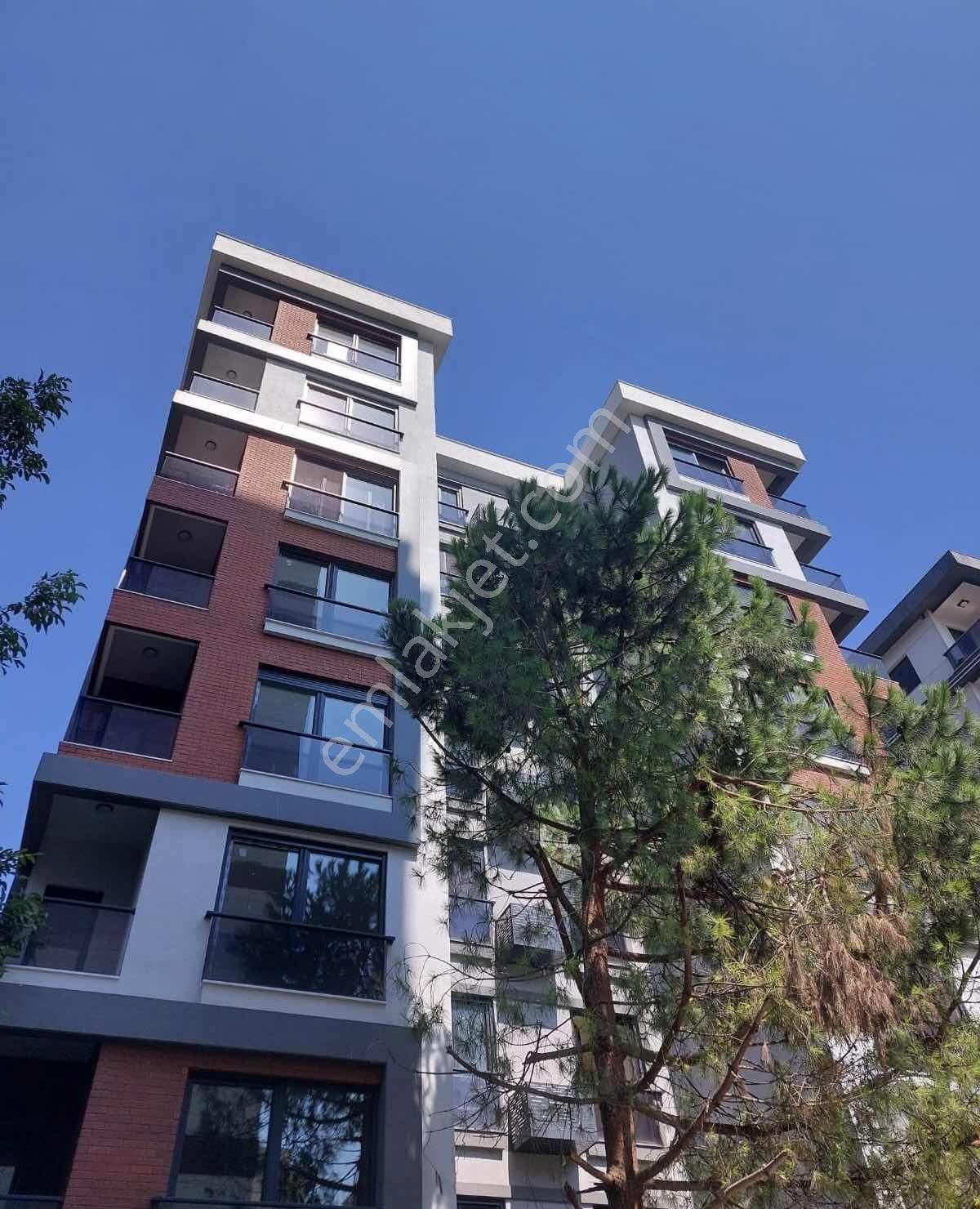 Göztepede Bağdata Yakın Yeni Bina 130 M2 Ebeveynli Balkonlu 3+1 - Görsel 12