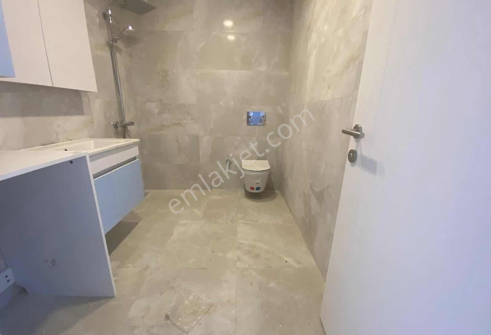 Göztepede Bağdata Yakın Yeni Bina 130 M2 Ebeveynli Balkonlu 3+1 - Görsel 10