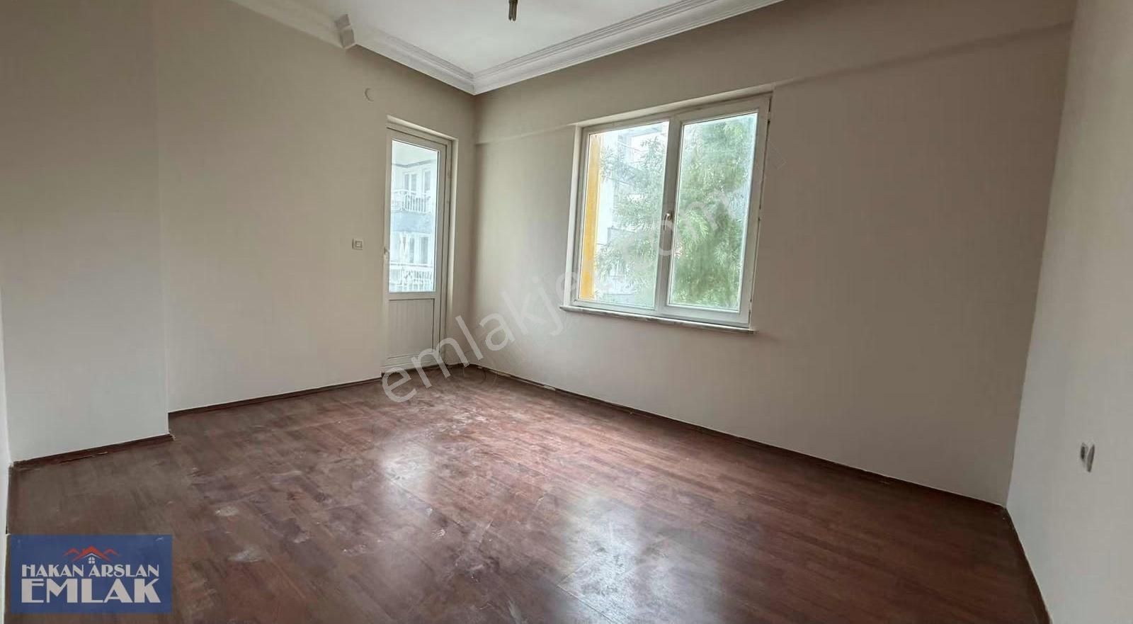 Yeni Günde Pazar Yeri Karşısı Kiralık 3+1 Daire - Görsel 3