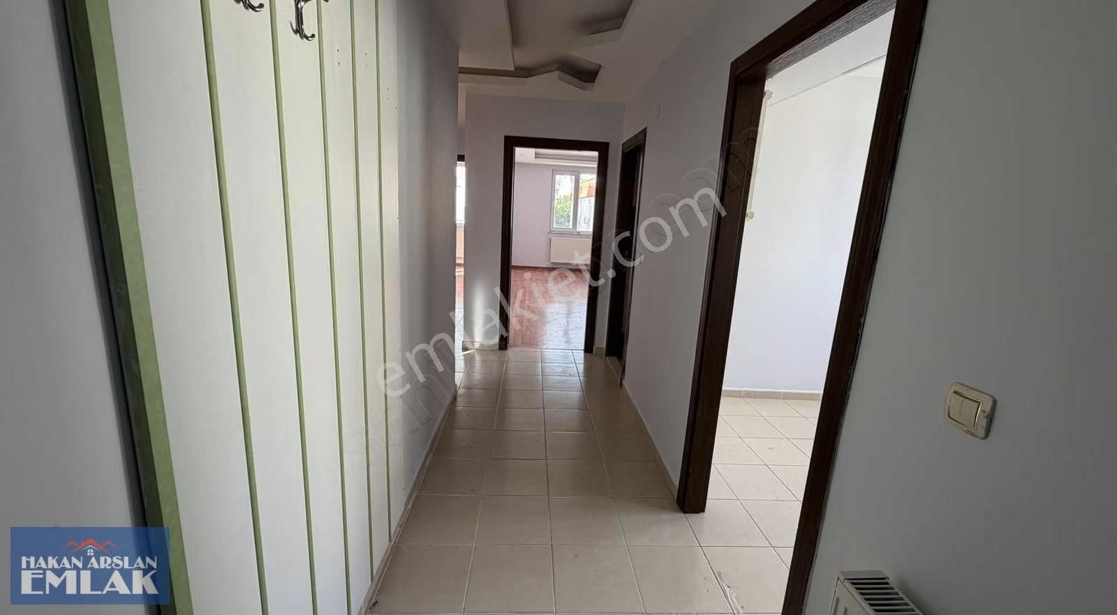 Emek'te Doğalgazlı Mükemmel Konumda Satılık 2+1 Daire