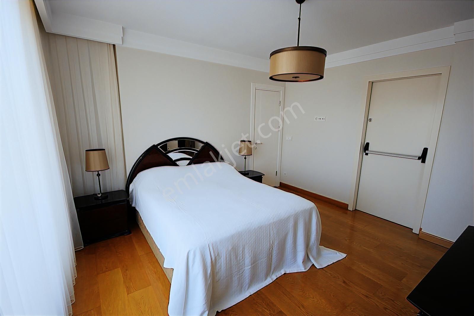 Suadiye'de Bağdat'a Yakın 230 M2 Kısmi Deniz Manzaralı Dubleks - Görsel 11