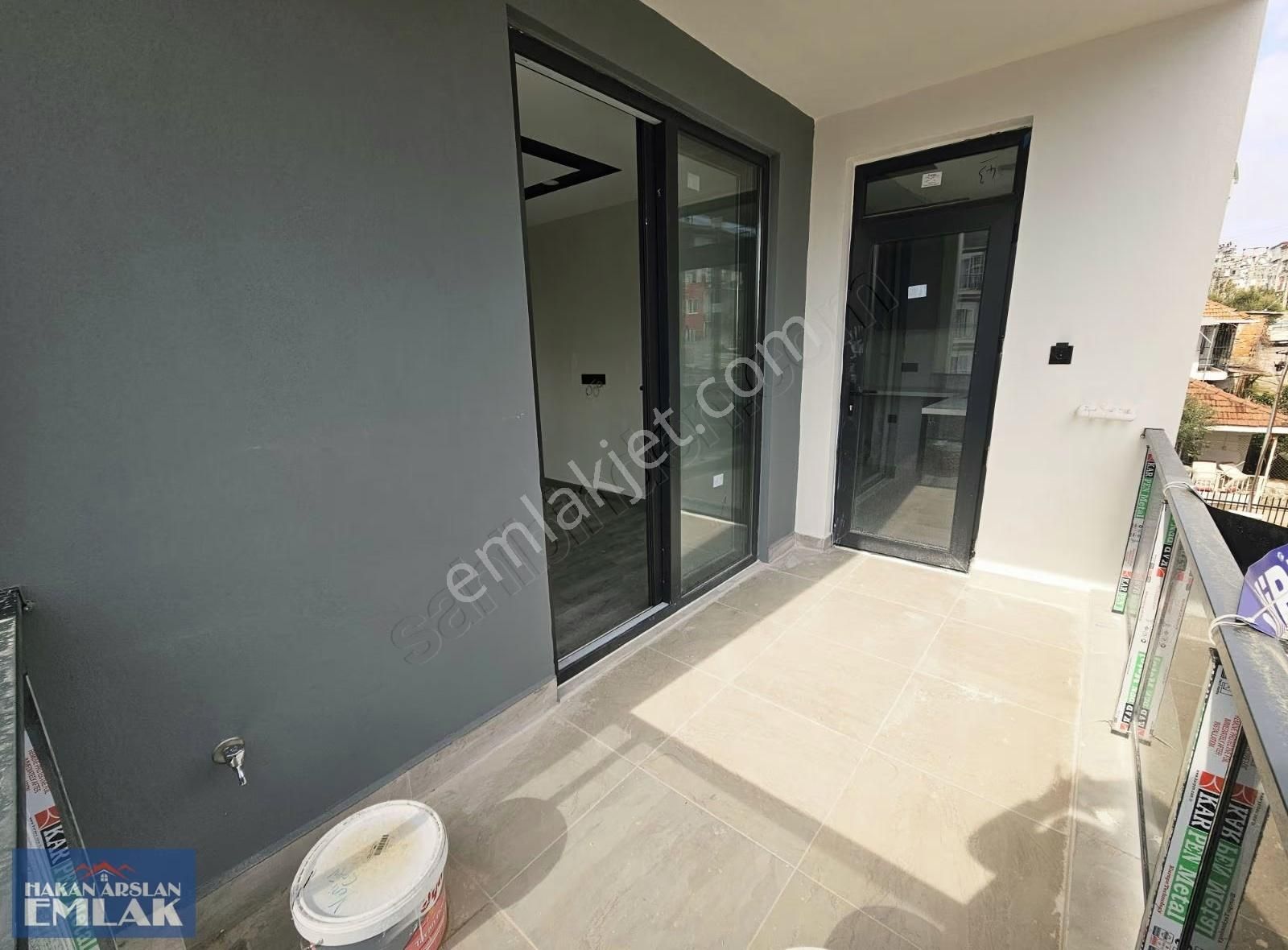 Erenköy'de Güney Cepheli Şık Tasarım 2+1 Daire - Görsel 12