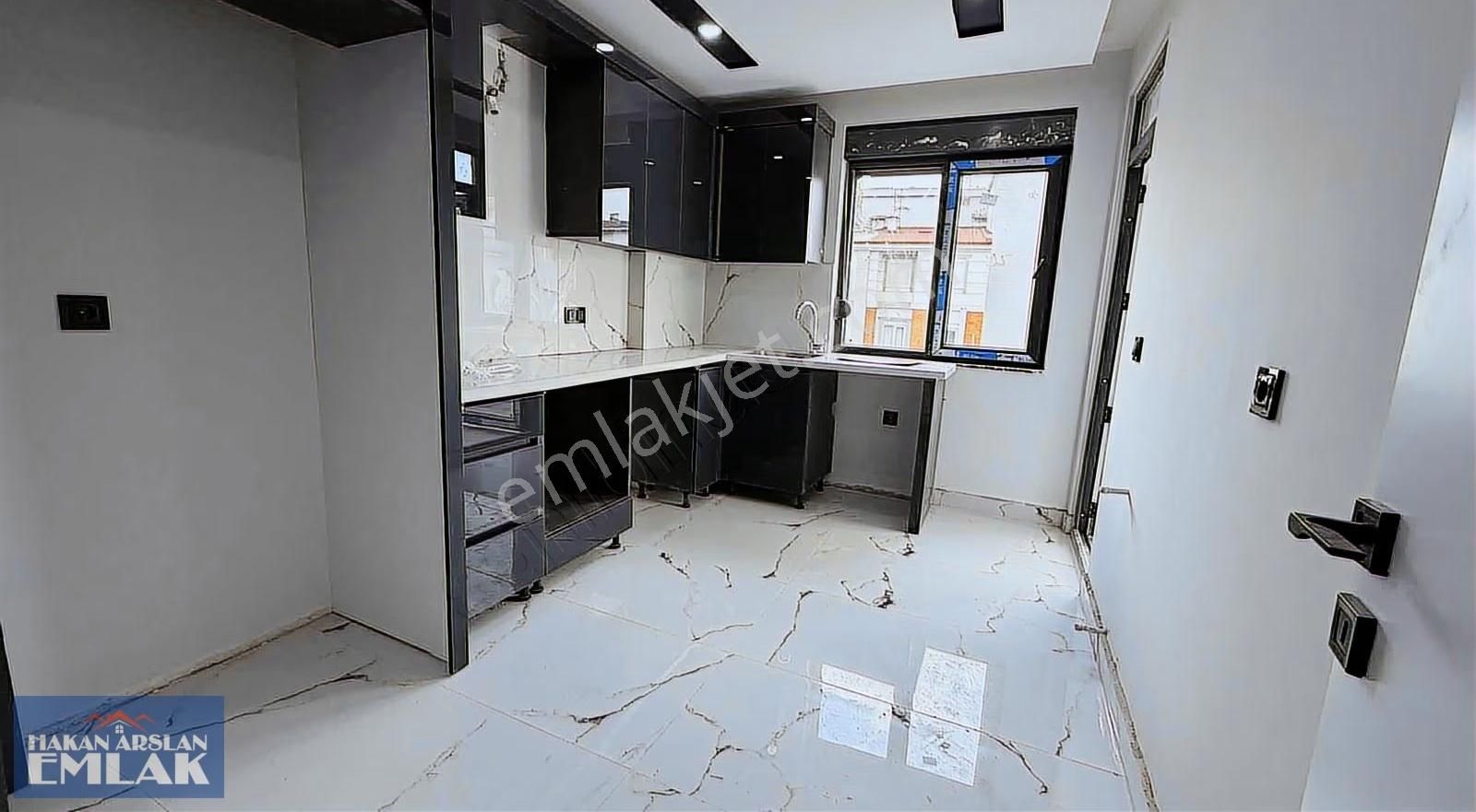 Tapu Masrafsız Erenköyn En Güzel Konumnda Genişmodernsatlk Daire - Görsel 17