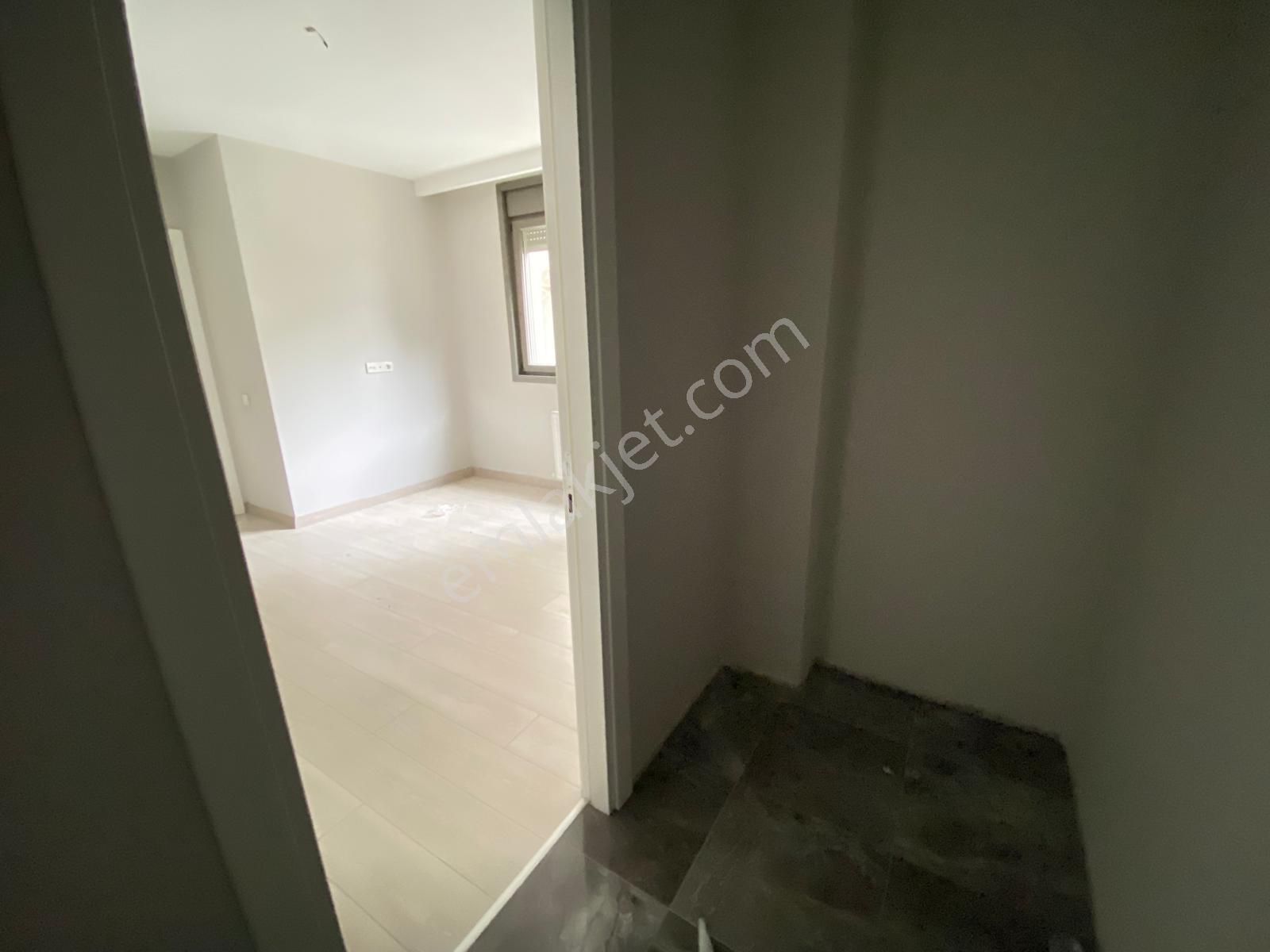 Caddebostan'da Bağdat Cad. Yakın 125 M2 Yeni Binada Lüks Daire - Görsel 2