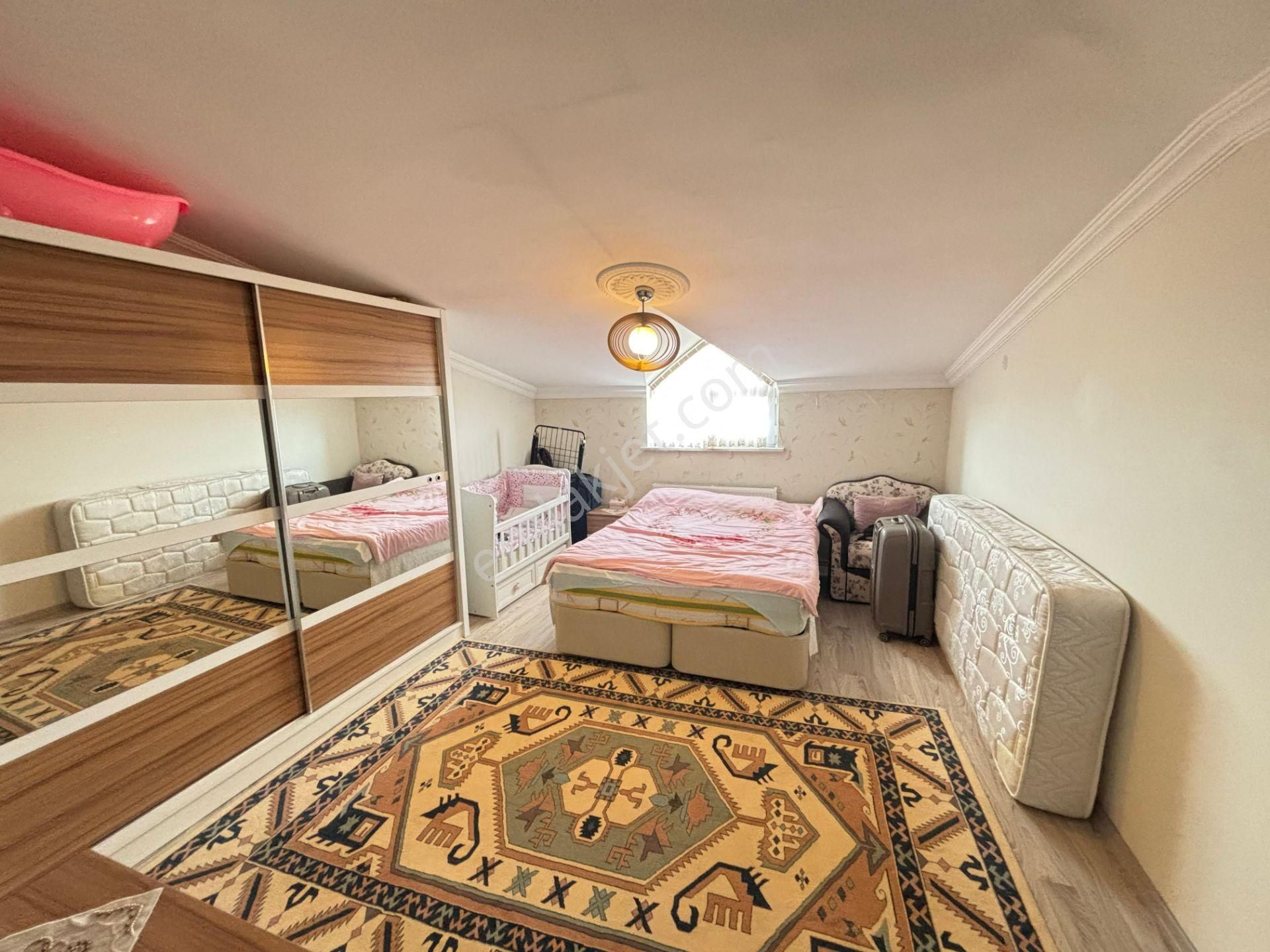 Güven'den Fullll Eşyalı 220m2 Geniş Teraslı Satılık 5+1 Dubleks - Görsel 9