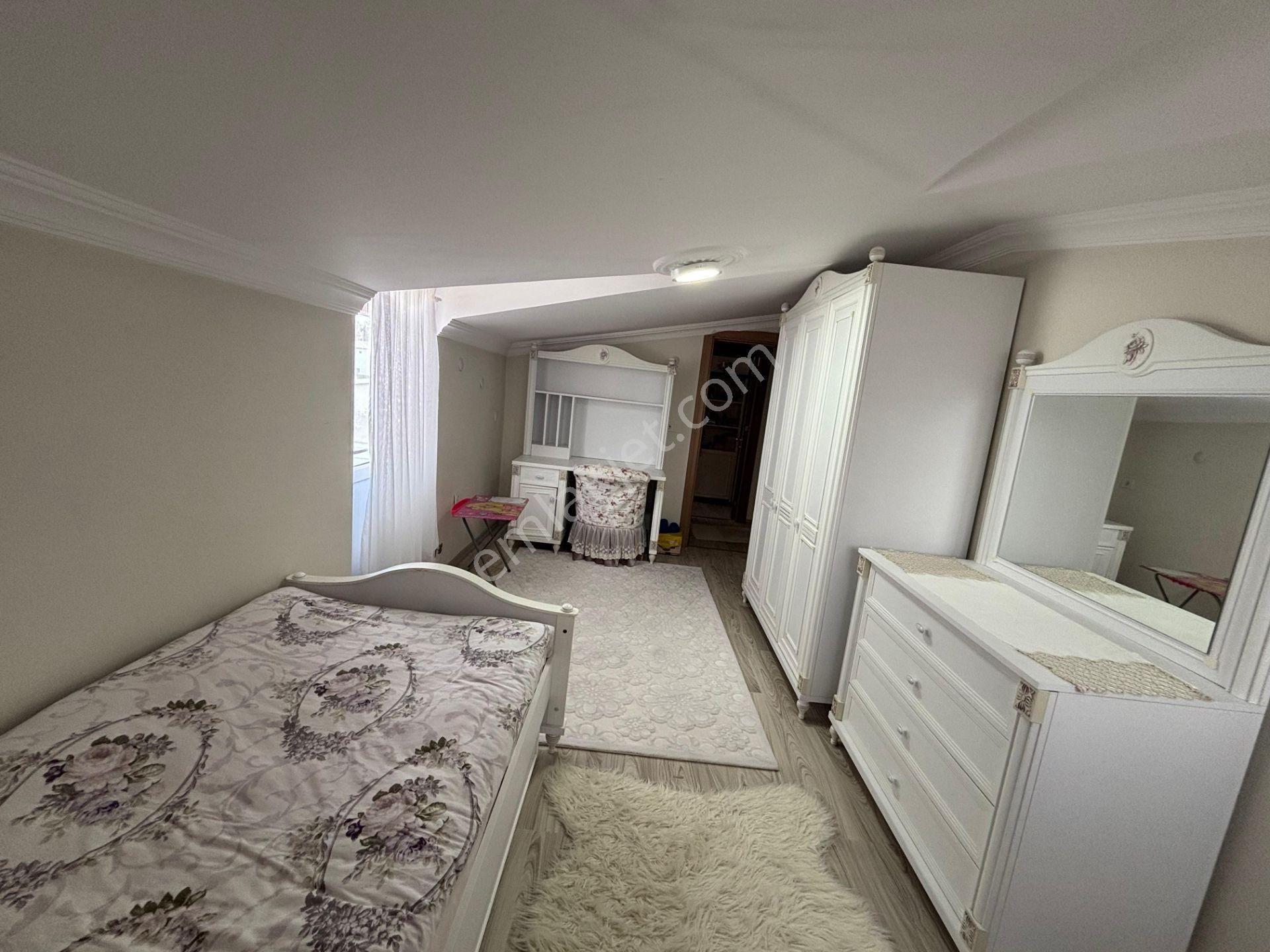 Güven'den Fullll Eşyalı 220m2 Geniş Teraslı Satılık 5+1 Dubleks - Görsel 11