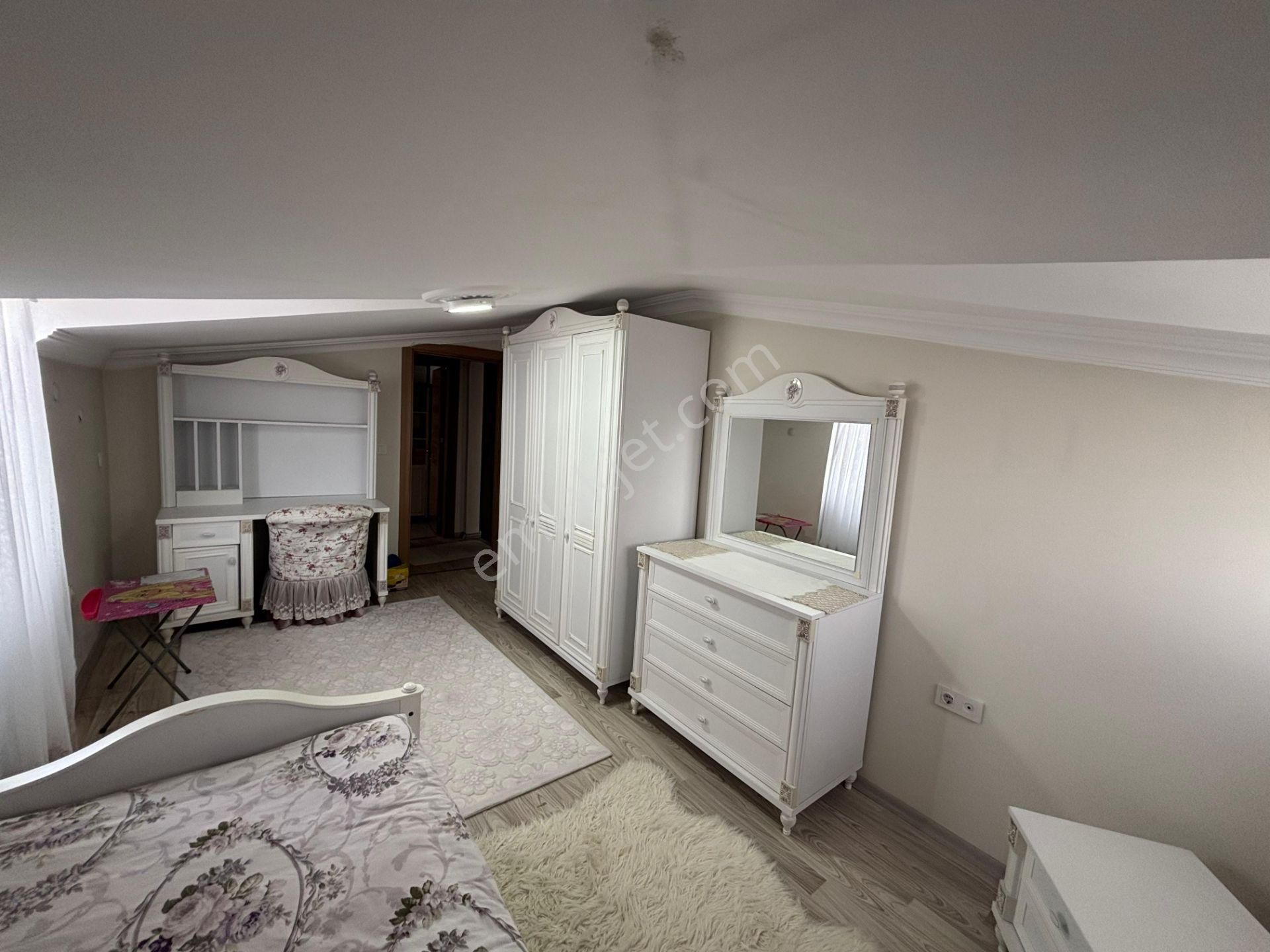 Güven'den Fullll Eşyalı 220m2 Geniş Teraslı Satılık 5+1 Dubleks - Görsel 31