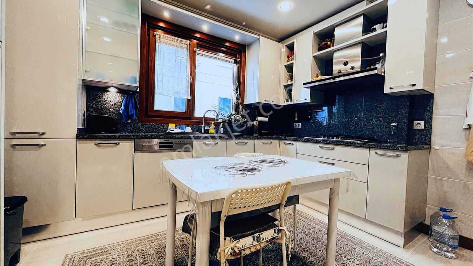 Şaşkınbakkal Sahilde Aktüel Tek Yetkili Lüks Daire Fırsatı !!! - Görsel 11