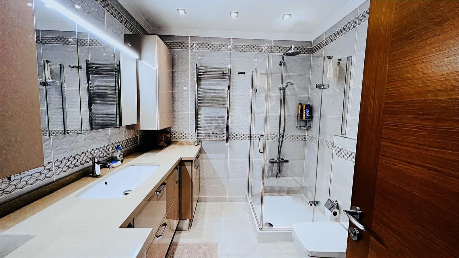 Şaşkınbakkal Sahilde Aktüel Tek Yetkili Lüks Daire Fırsatı !!! - Görsel 32