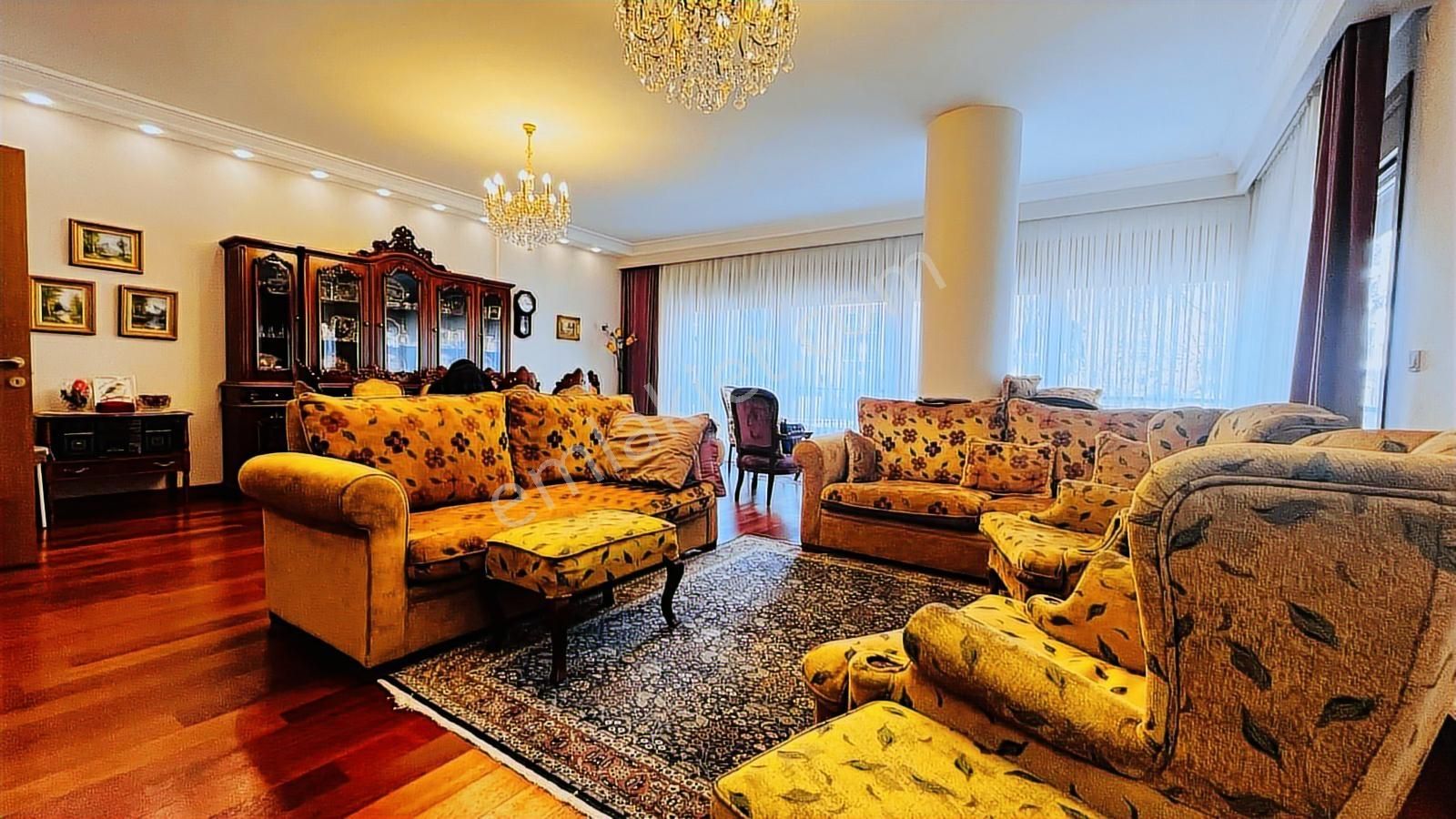 Şaşkınbakkal Sahilde Aktüel Tek Yetkili Lüks Daire Fırsatı !!!