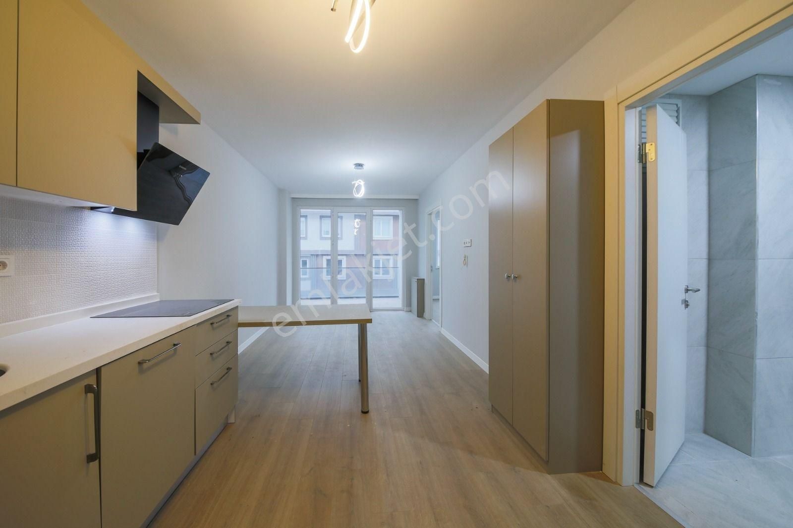 Aktüel'den Küçükyalı Aydınevlerde 7/24 Güvenlikli Sitede Lüks