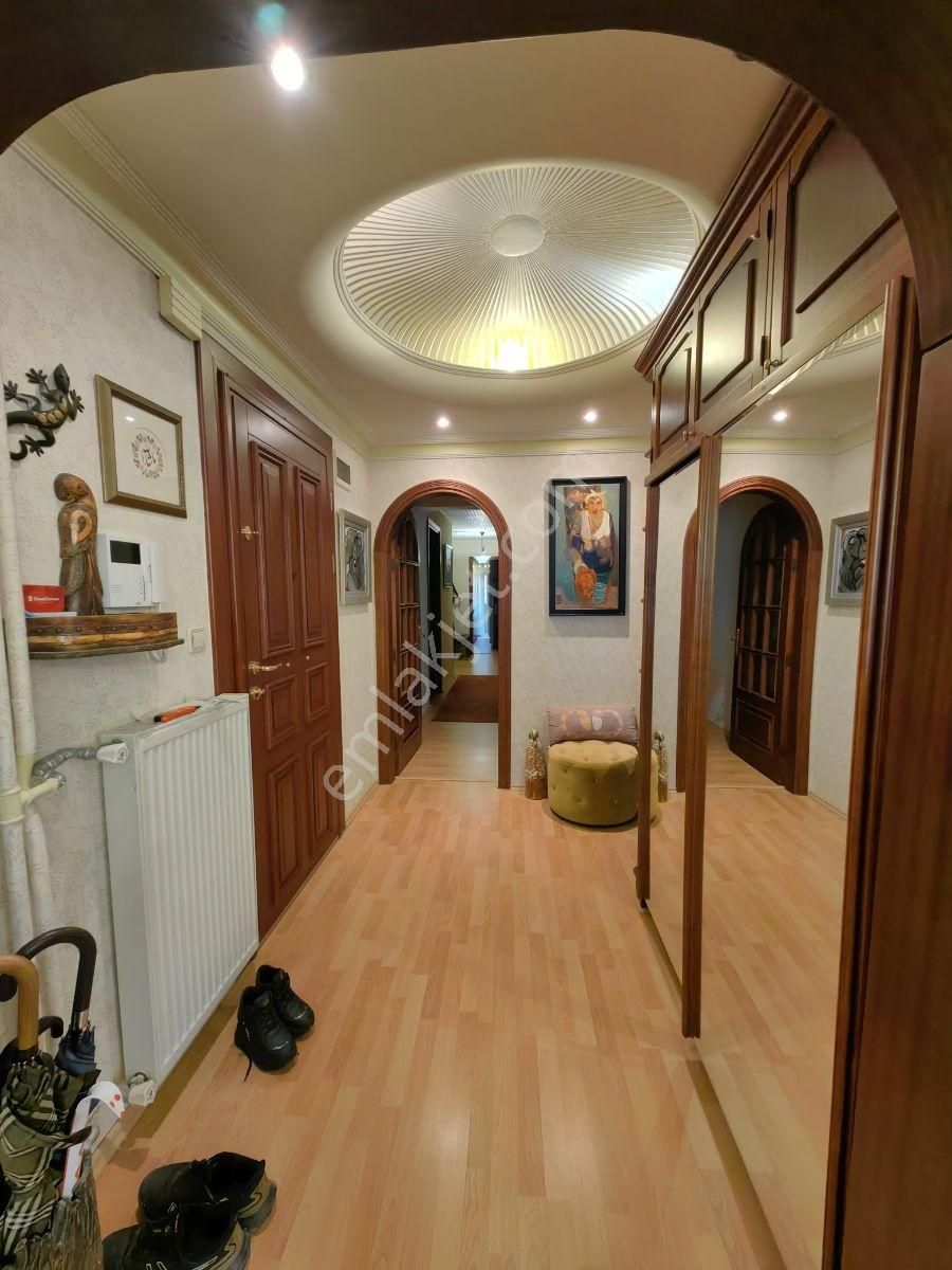 Aktüel'den Şaşkınbakkal Sahilde 195 M2 Balkonlu Katta Tek - Görsel 14