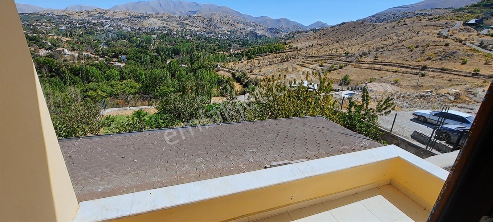 Değer'den Yeşilyurt Mollkasım Da 1100 M2 Arsa Alanı 4+1 Villa - Görsel 12