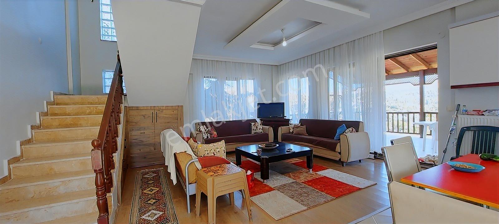 Değer'den Yeşilyurt Mollkasım Da 1100 M2 Arsa Alanı 4+1 Villa - Görsel 20