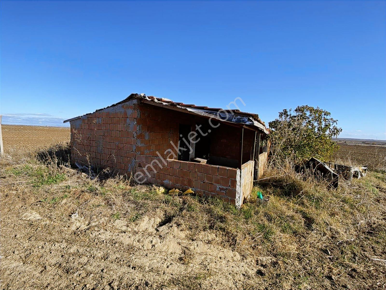 Ergene İğneler Mah De 1420 M2 Bağ Yeri Etrafı Çevrili Ev Var - Görsel 20