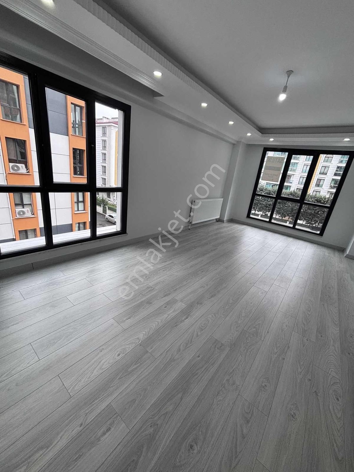 Hürriyet Mah De Site İçinde Geniş Ferah 2+1 Ara Kat Daire - Görsel 9