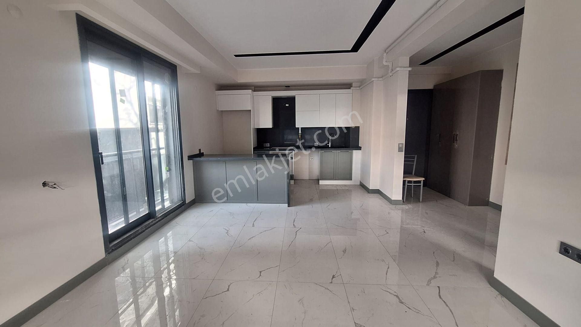 Kuşadasında Konforlu Tatil Keyfinde Satılık 2+1 Daire - Görsel 12