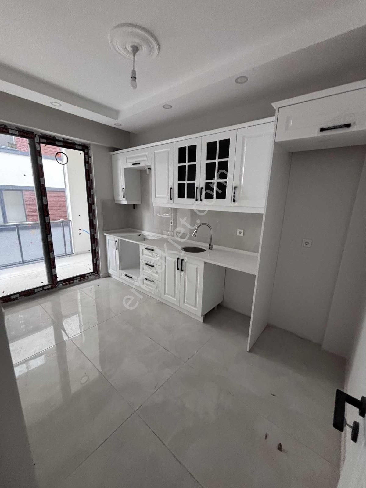 Çobançeşme Mah De Cumhuriyet Parkına Yakın Butik Site - Görsel 14