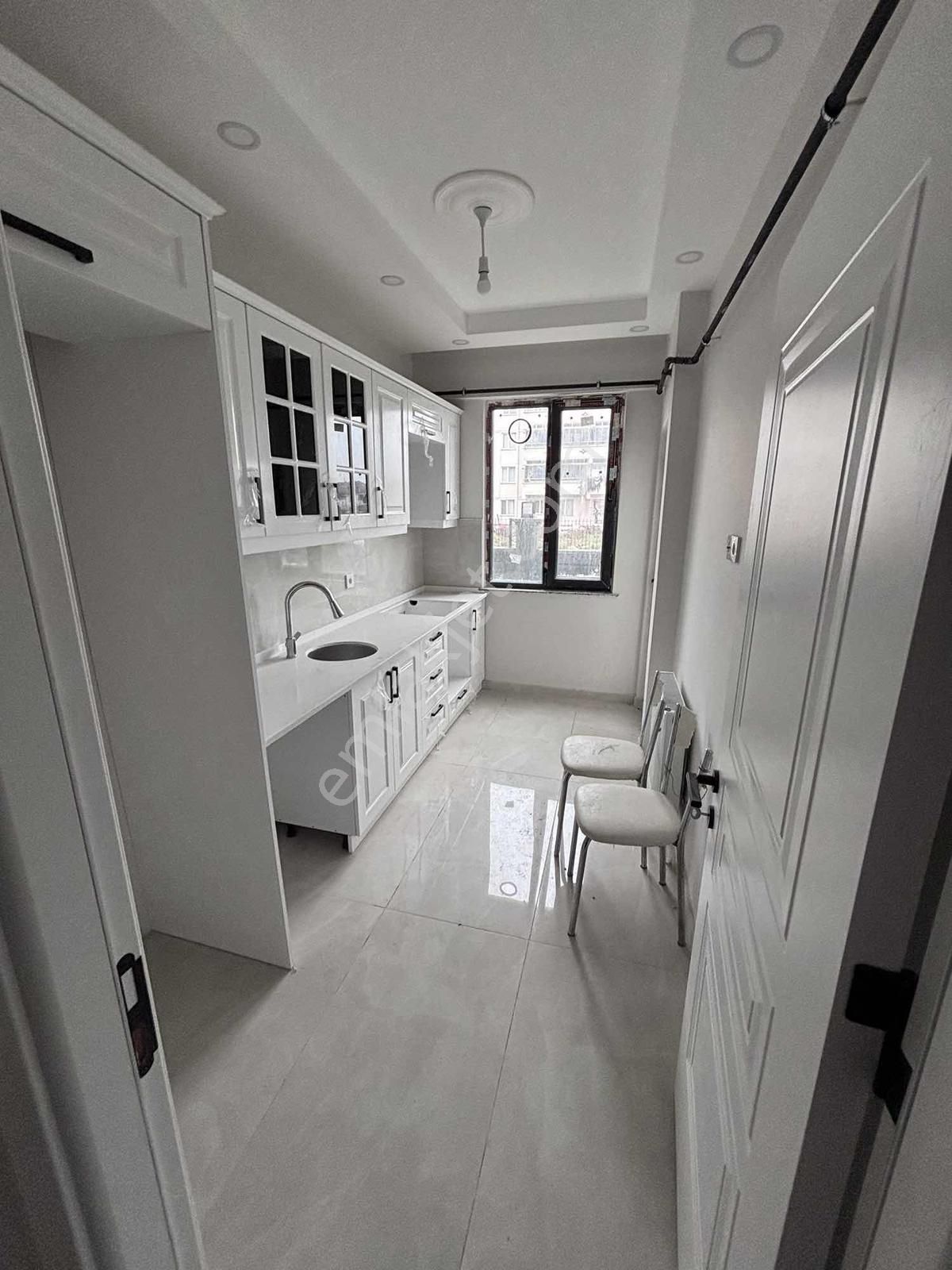 Çobançeşme Mah De Cumhuriyet Parkına Yakın Butik Site - Görsel 13