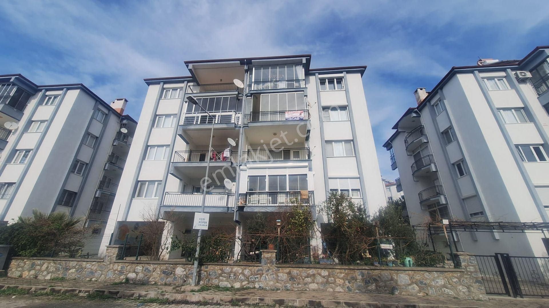 Kuşadası Davutlarda Deniz Ve Doğa Manzaralı Satılık 3+1 Daire