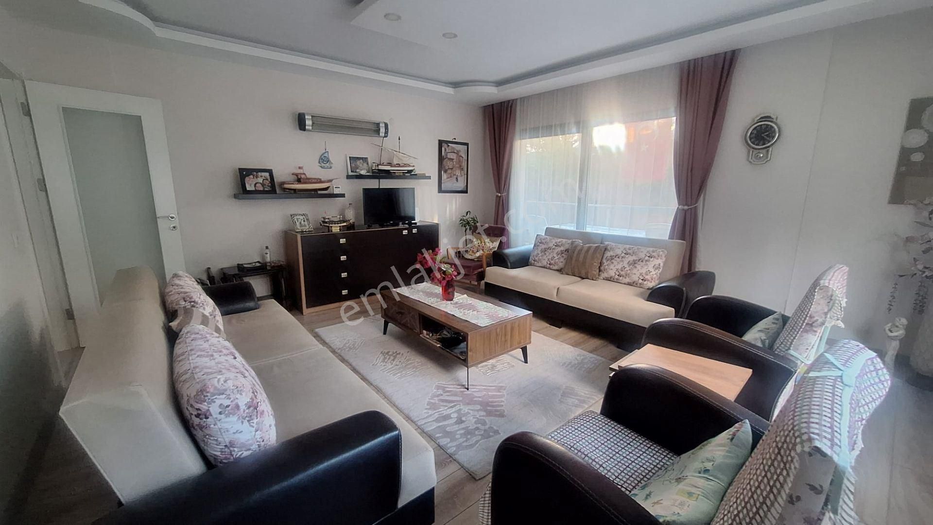 Kuşadası Ege Mahallesinde Satılık Bahçe Katı Geniş Daire - Görsel 20