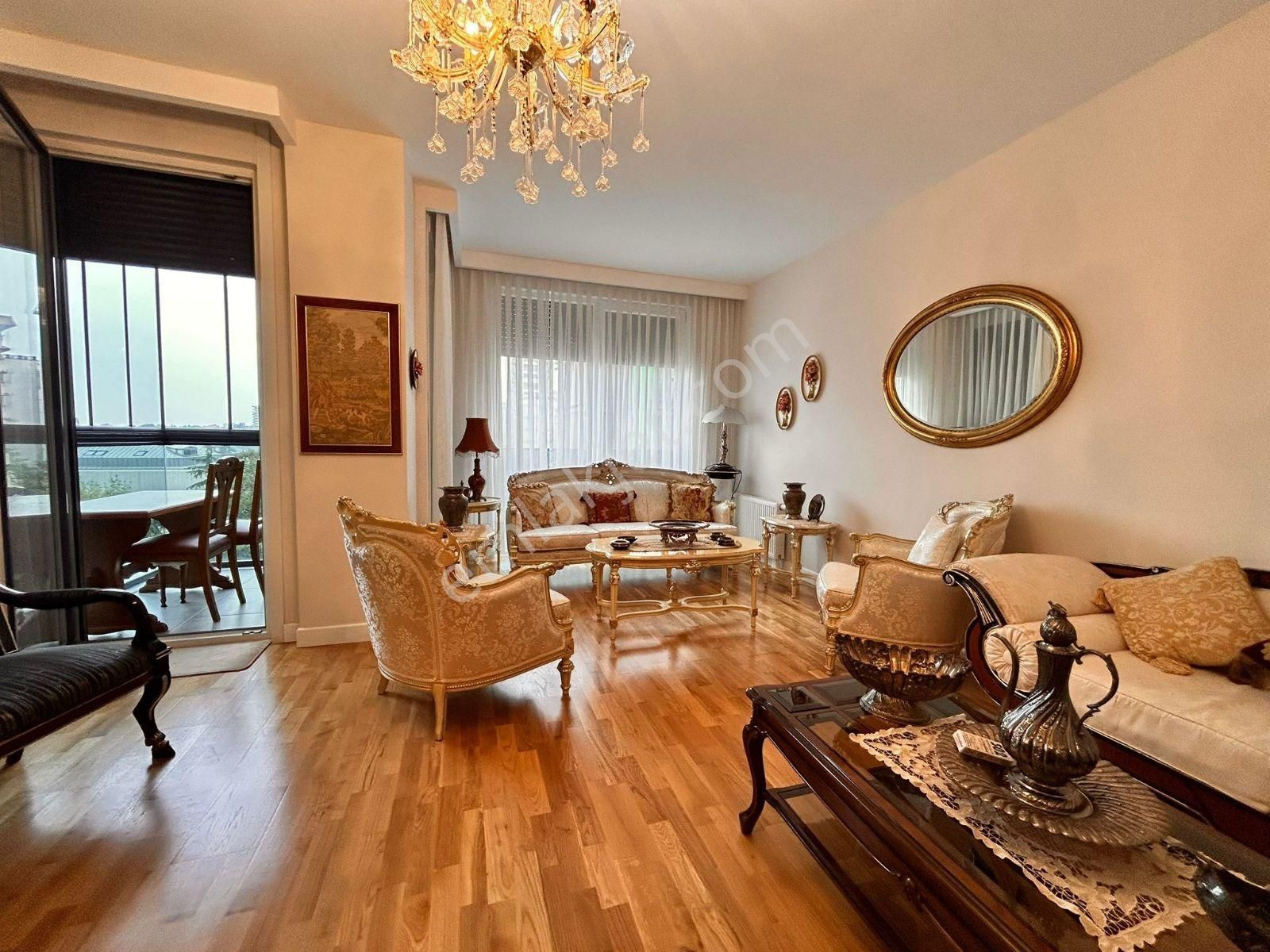 Suadiye Sahilde Deniz Manzaralı 160 M2 Balkonlu Süper Lüks - Görsel 3