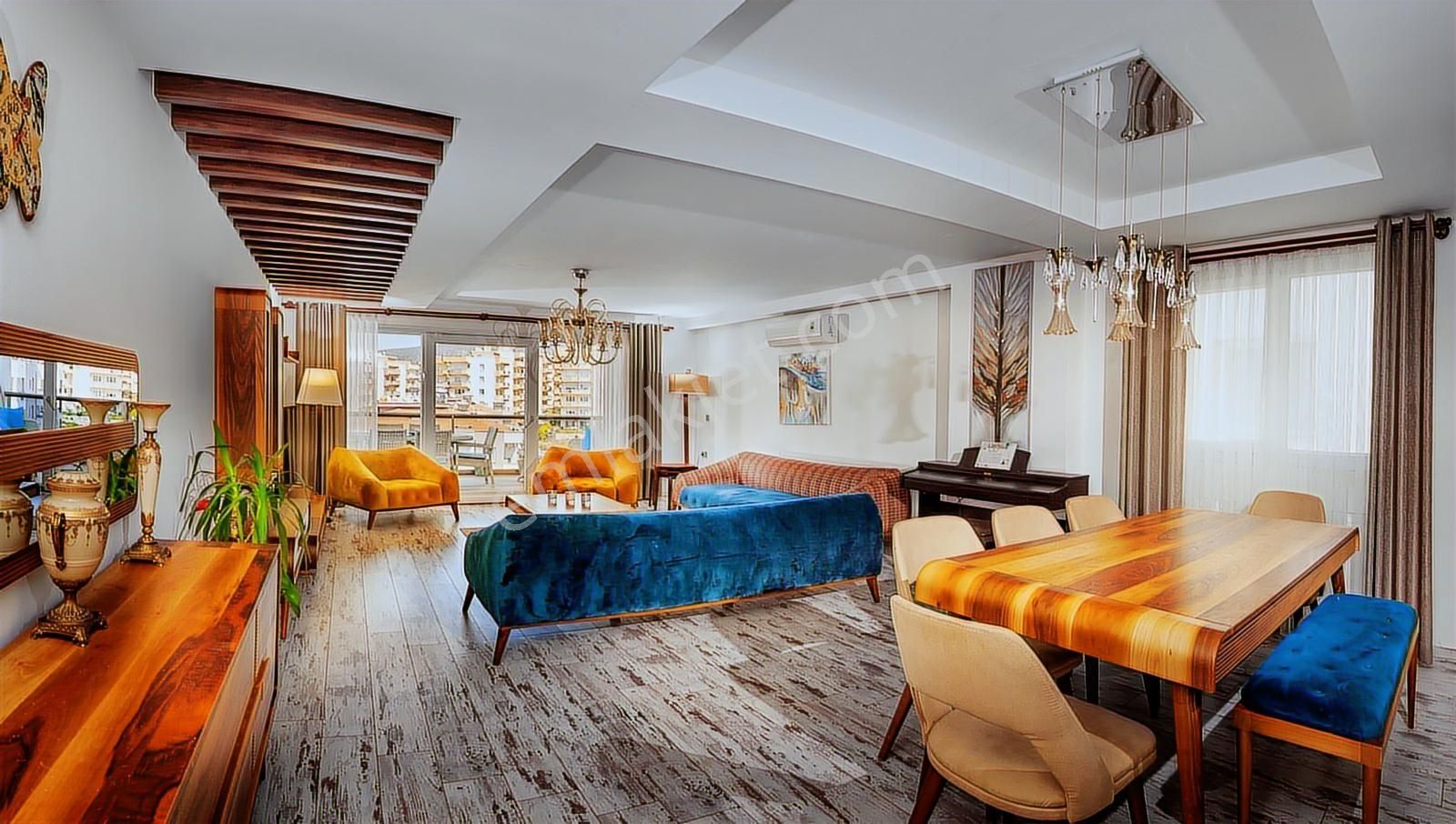 Kuşadasında Satılık, Bakımlı, 3+1 Ara Kat, Geniş Daire... - Görsel 4