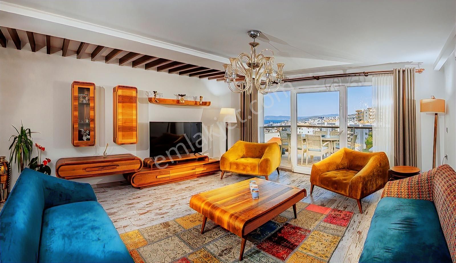 Kuşadasında Satılık, Bakımlı, 3+1 Ara Kat, Geniş Daire... - Görsel 2