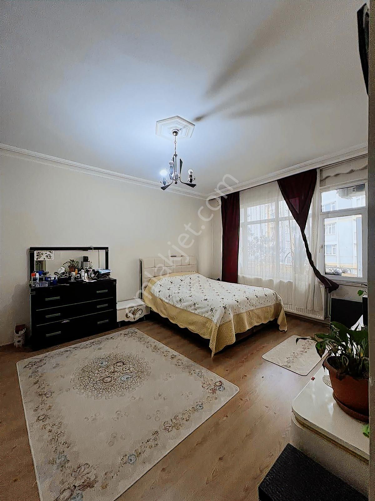 Modern Pazarında 2. Kat Temiz Geniş Odalı 2+1 - Görsel 19