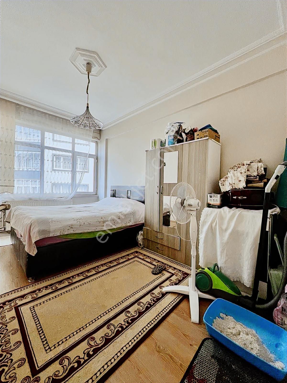 Modern Pazarında 2. Kat Temiz Geniş Odalı 2+1 - Görsel 7