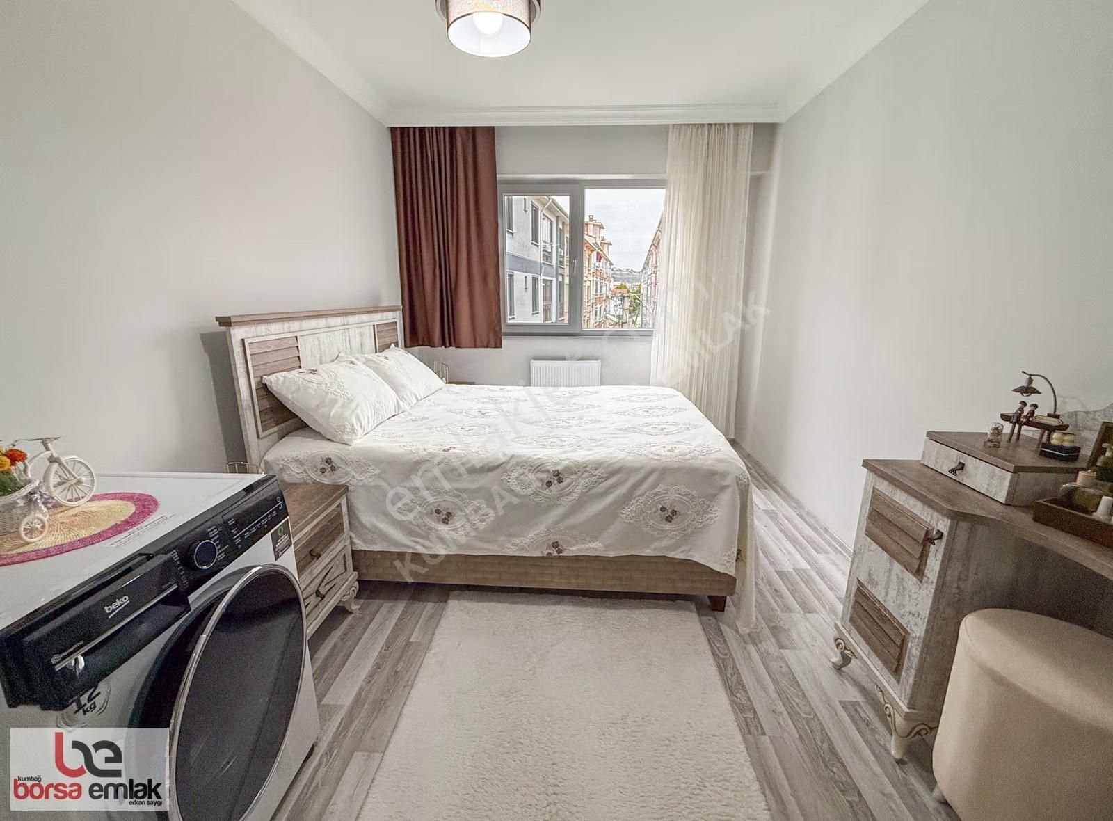 Kumbağ Pazar Sokağına Yakın İskanlı Satılık Geniş 2+1 Daire - Görsel 11