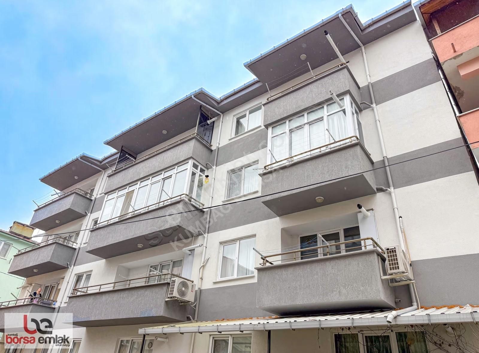 Kumbağ Pazar Sokağına Yakın İskanlı Satılık Geniş 2+1 Daire