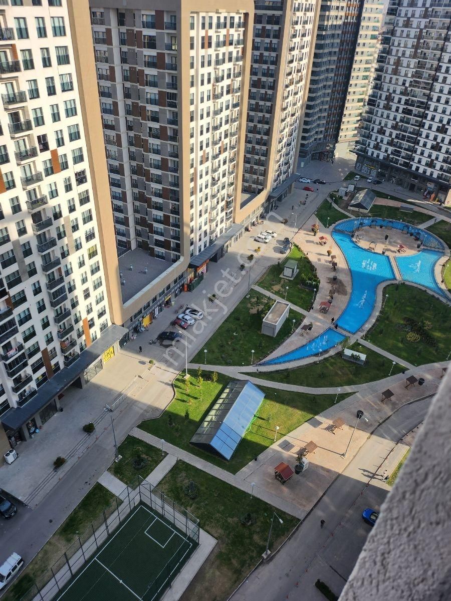 Pn İnşaat Gayrimenkulden Kiralık 4+1