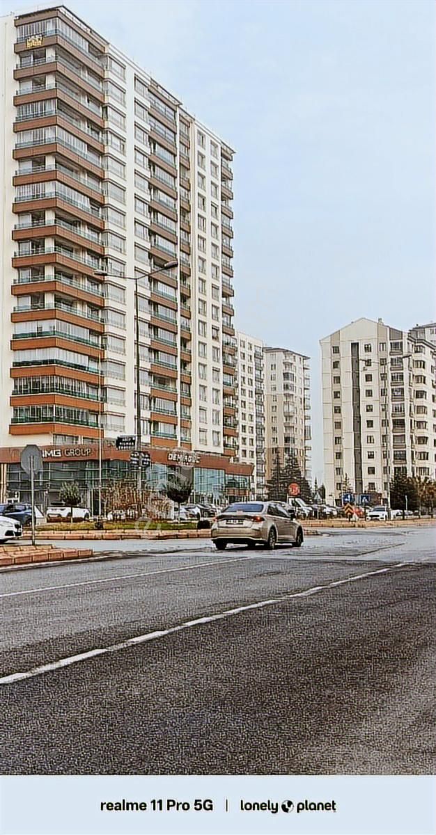 Pn Den Yıldırım Beyazıt Mah 3+1 Anabulvar Üzerinde.. Orta Kat - Görsel 16