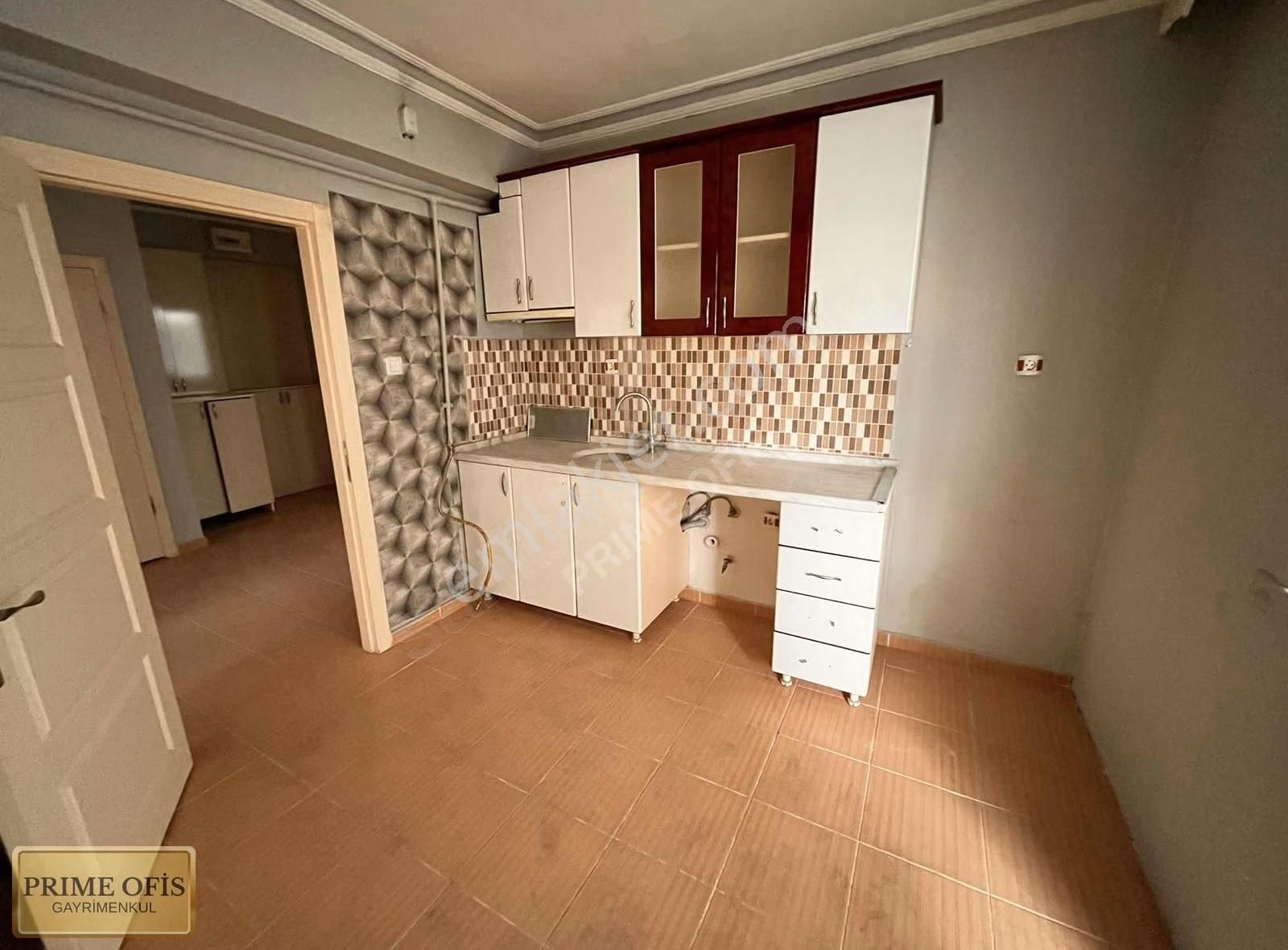 Başak Mahallesinde Kat Konumunda 3+1 - Görsel 34