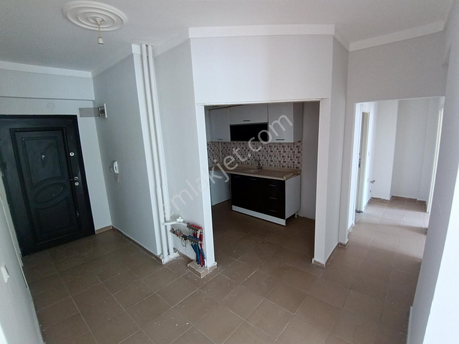 Talas Anayurt'ta Kiralik 2+1 Daire