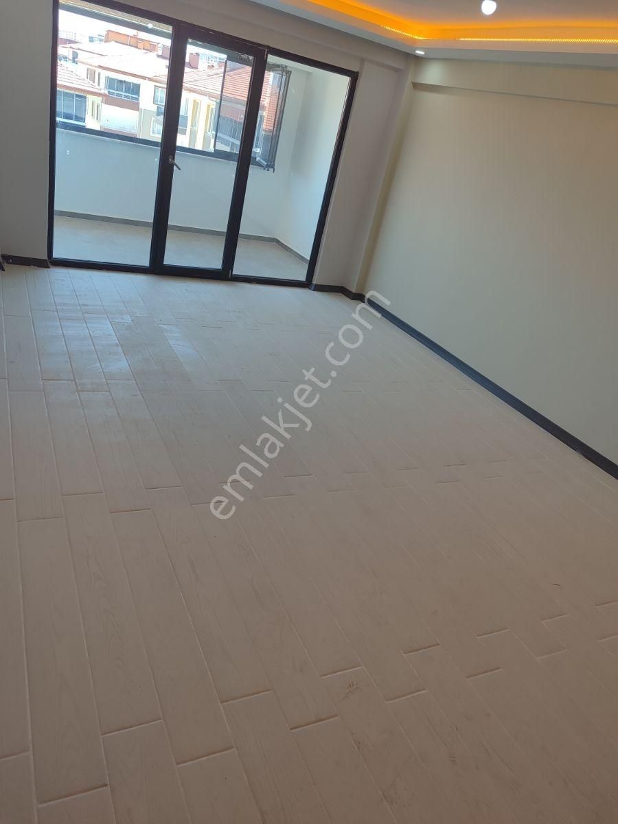 Asel'den 2.kat Manzaralı 4+1 160m2 Net-şahsi Garaj-site İçi - Görsel 12