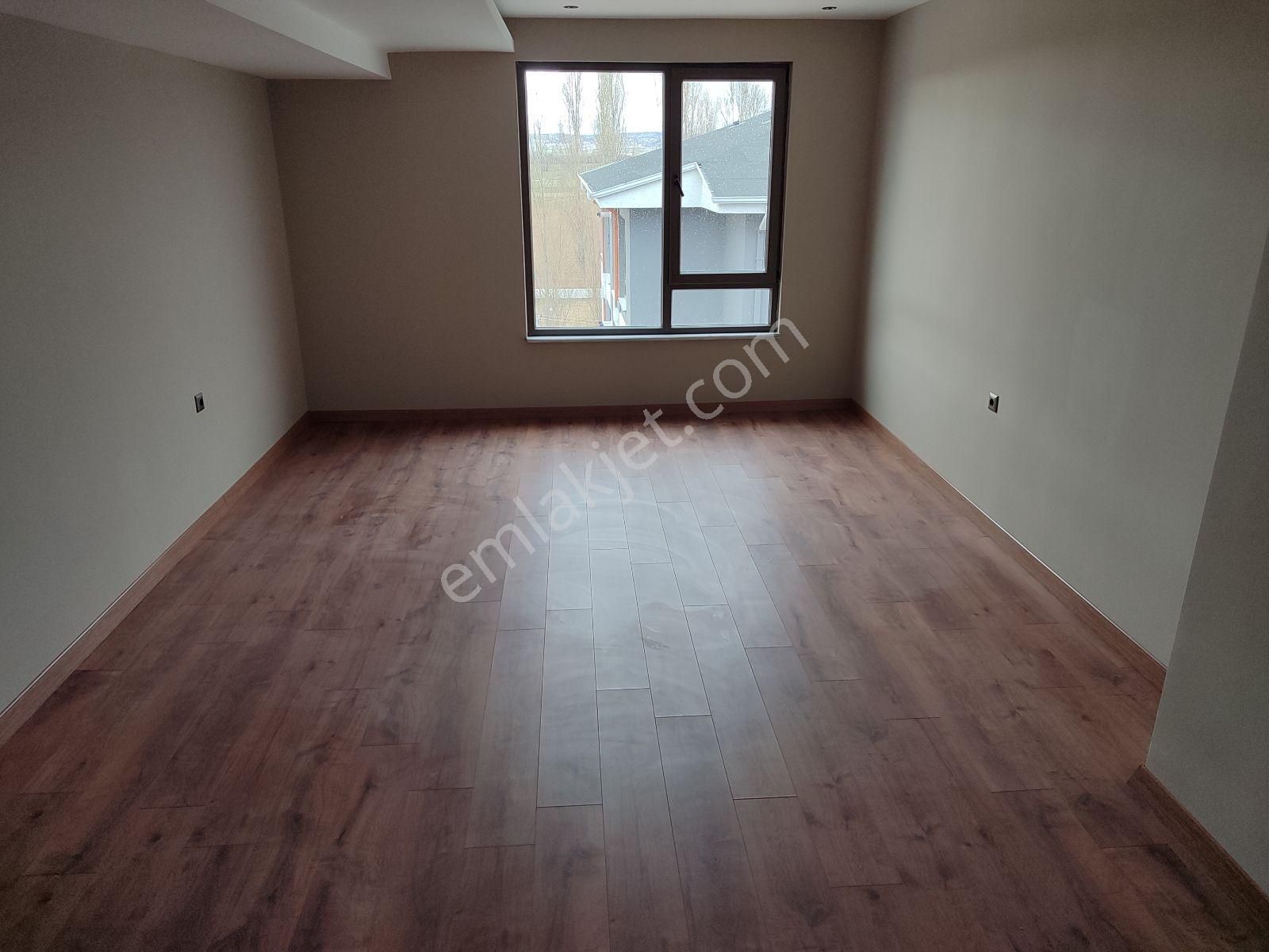 Asel'den Sporkent 6+2 Oda Ve Lüks Daire 284 M2(40,000 Kiracılı) - Görsel 2