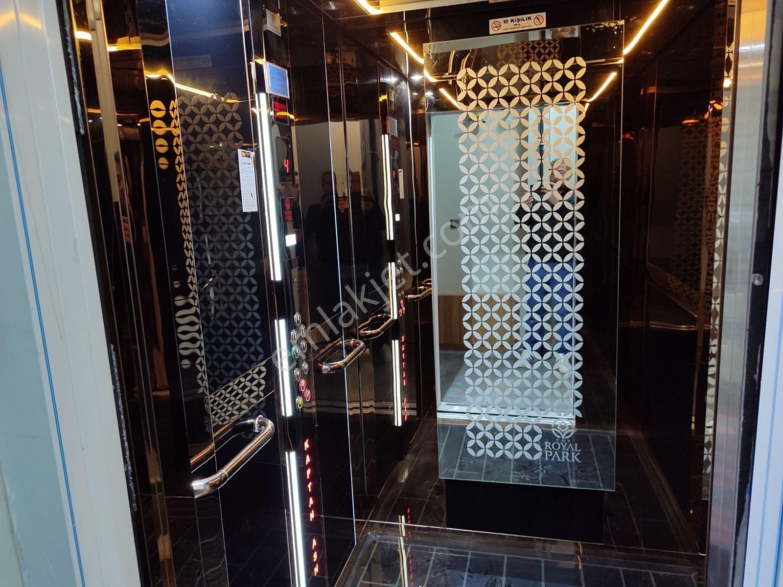 Asel'den Sporkent 6+2 Oda Ve Lüks Daire 284 M2(40,000 Kiracılı) - Görsel 15