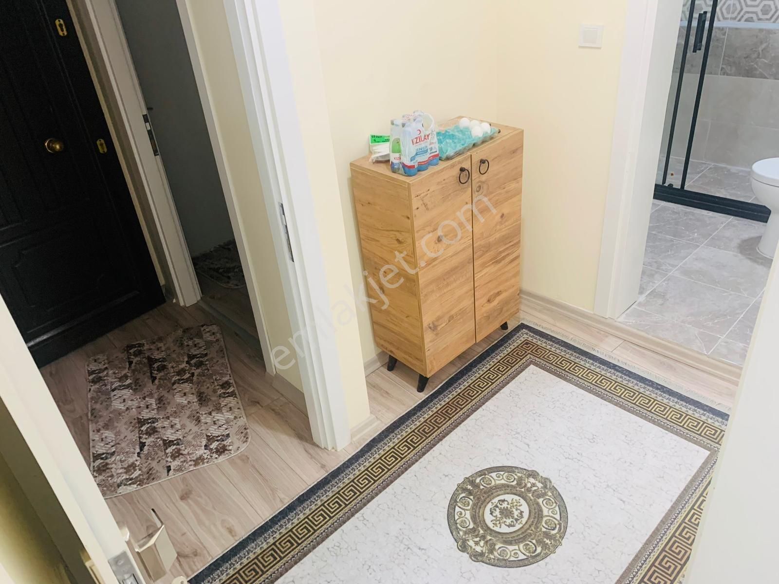 Asel'den Cafeler Sok. 500 Mt Mesafe 1+1 Yeni Eşyalı Daire - Görsel 9