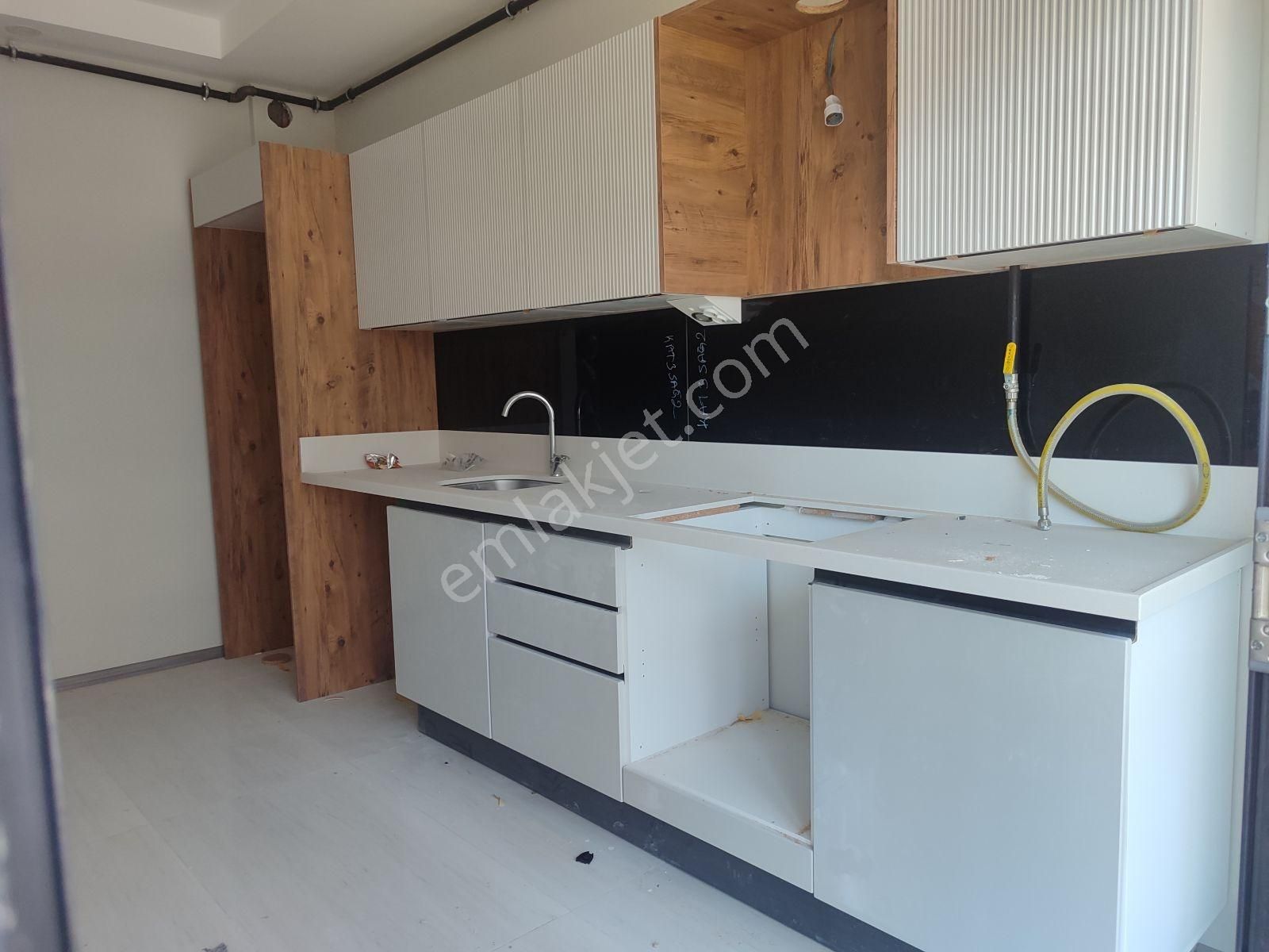 Asel'den Z. Tepe Merkez 2+1 Şahsi Garaj Doğu-güney Lüks Daire