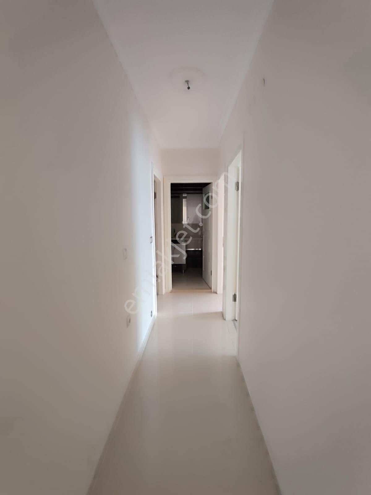 Başkut'tan Şemikler-anadolu Caddesi Yakını Kiralık 3+1 Daire - Görsel 16