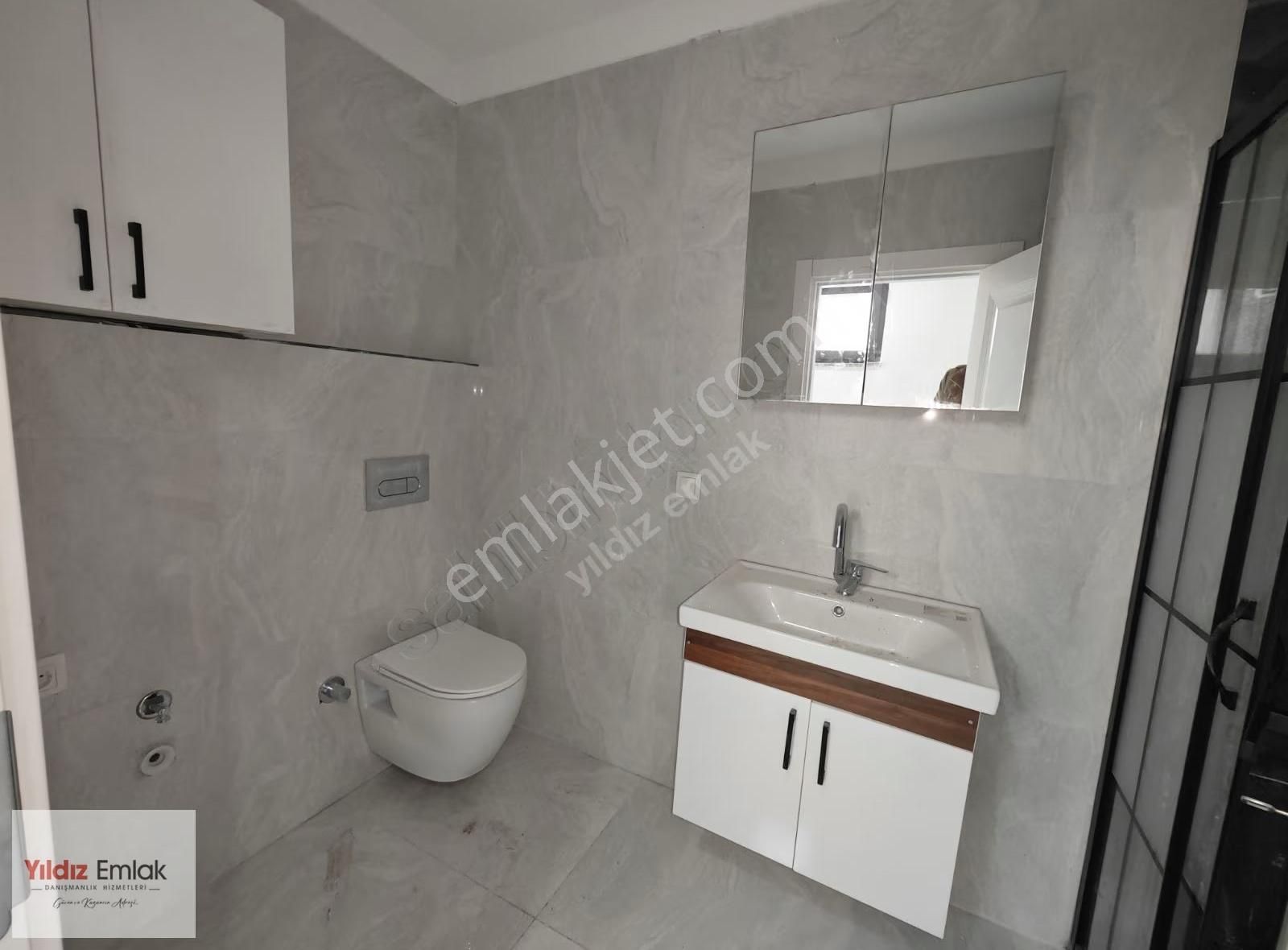 Kazım Karabekir Mah.de Tuzla Caddesi Yakını 3+1 Ara Kat - Görsel 27