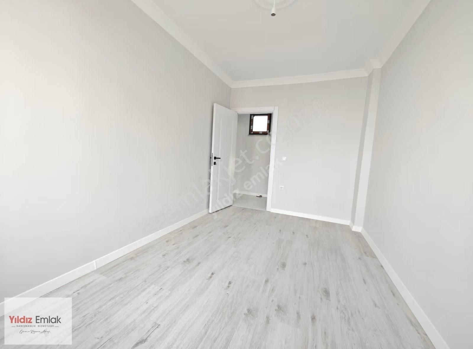 Kazım Karabekir Mah.de Tuzla Caddesi Yakını 3+1 Ara Kat - Görsel 13